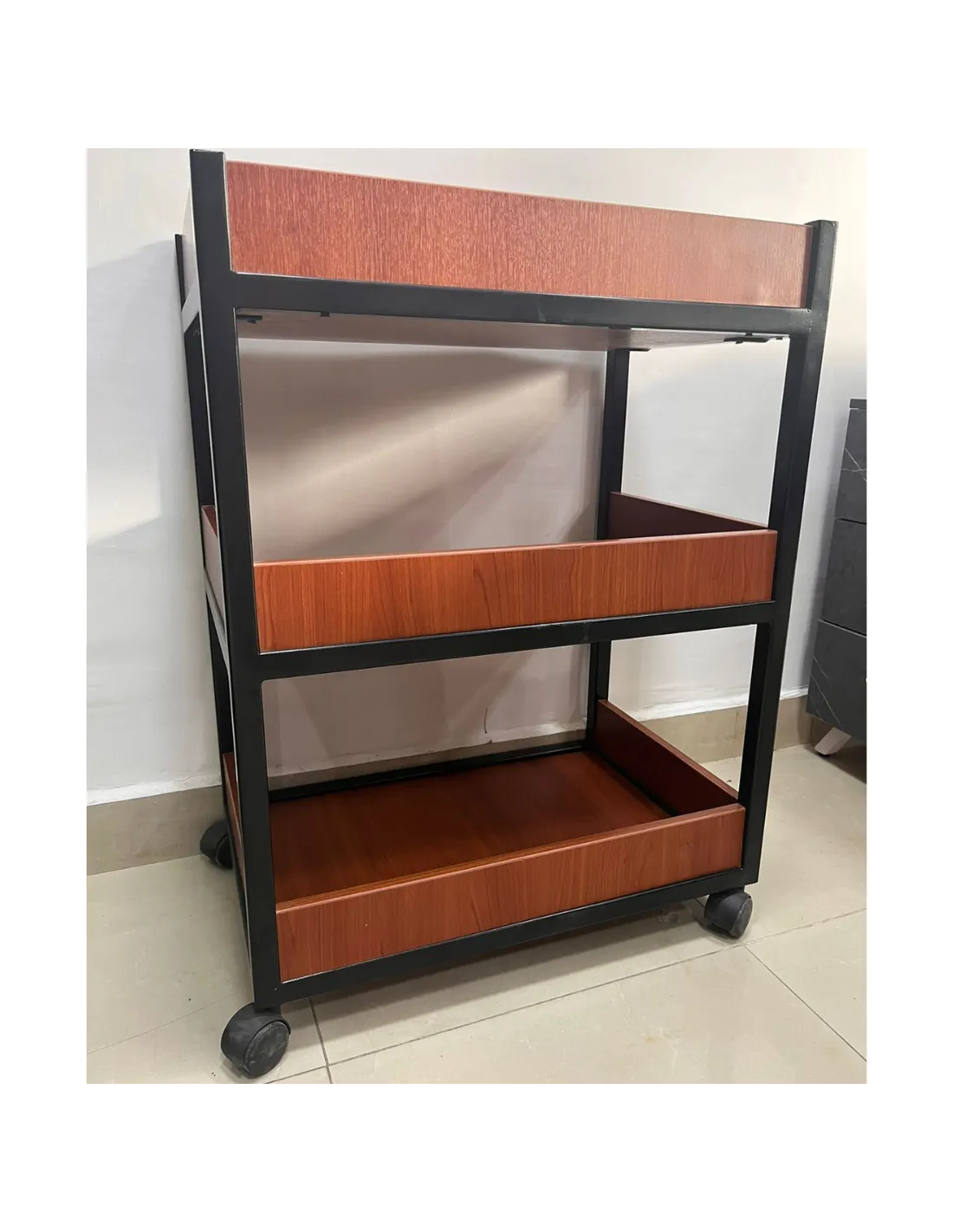 MESA RODANTE DE CURACIONES