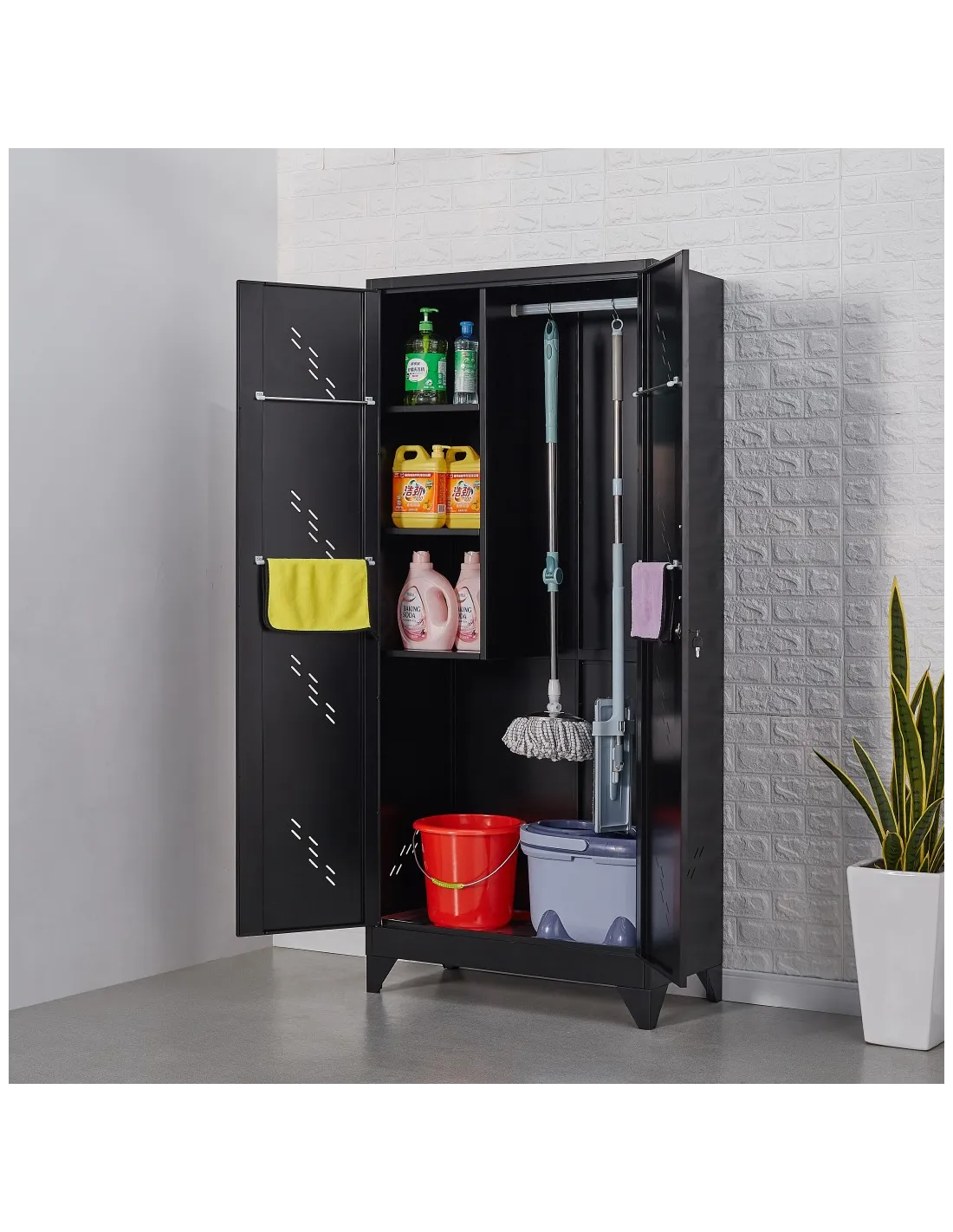 MUEBLE METALICO NEGRO PARA IMPLEMENTOS DE LIMPIEZA