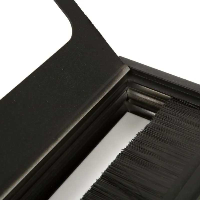 PASACABLES RECTANGULARES DE ALUMINIO NEGRO