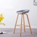 SILLA BAR GINGER GRIS CON PATAS MADERADAS