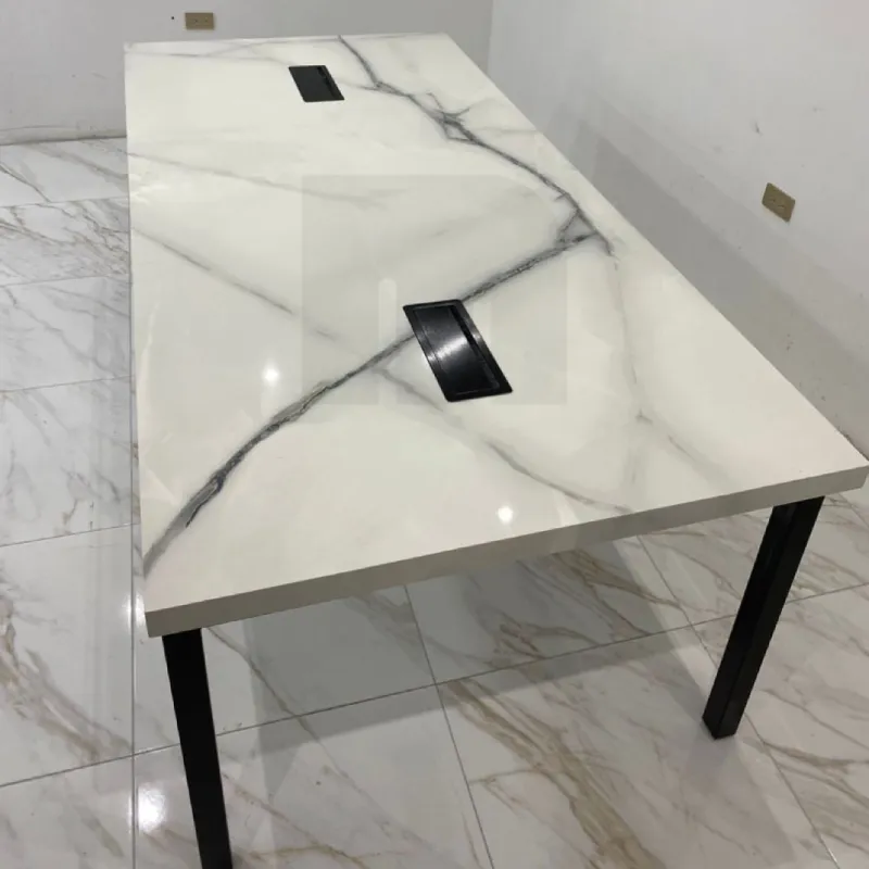 MESA DE JUNTAS ZENON /  PARA  8 PERSONAS