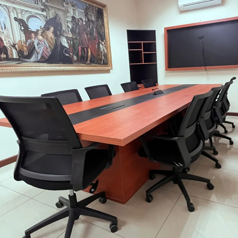 MESA DE JUNTAS DRACO / PARA 10 PERSONAS