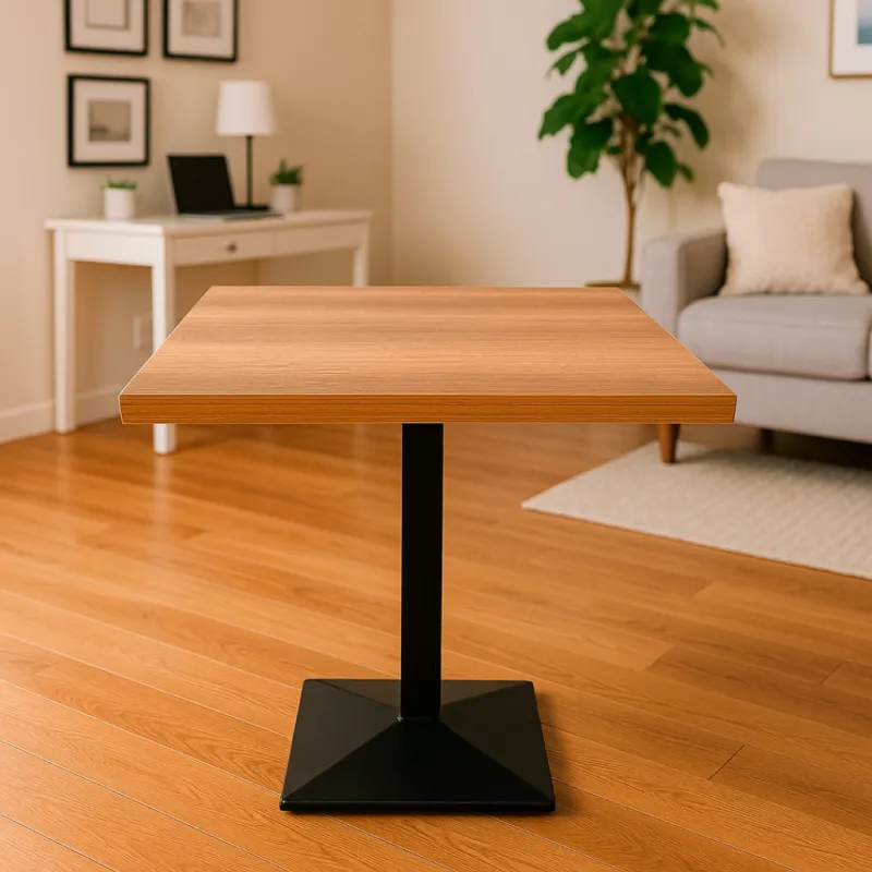 MESA CUADRADA WANDA