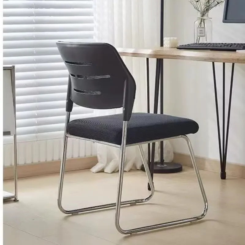 SILLA VISITA SELENA COLOR NEGRO
