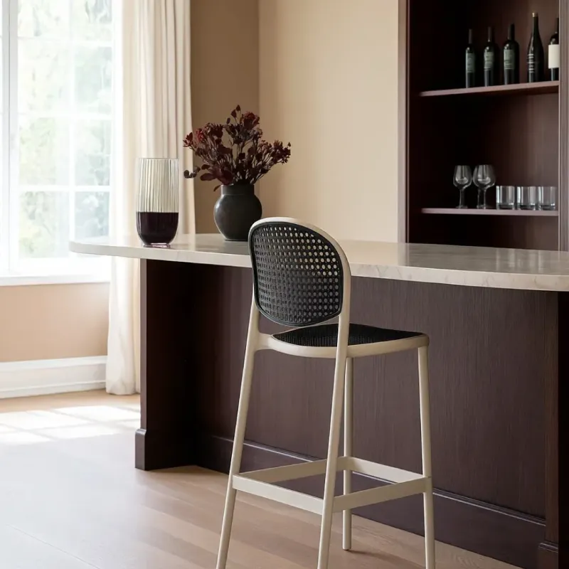 SILLA BAR LAYA CUERPO BLANCO Y ESPALDAR GRIS