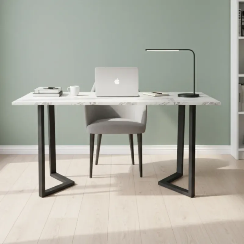 MESA CON ESTRUCTURA TRIANGULAR