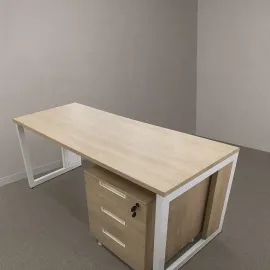 ESCRITORIO OFICINA ALE 140CM 2