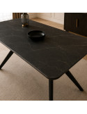MESA DE COMEDOR KIKE DE PORCELANATO NEGRO CON METAL NEGRO