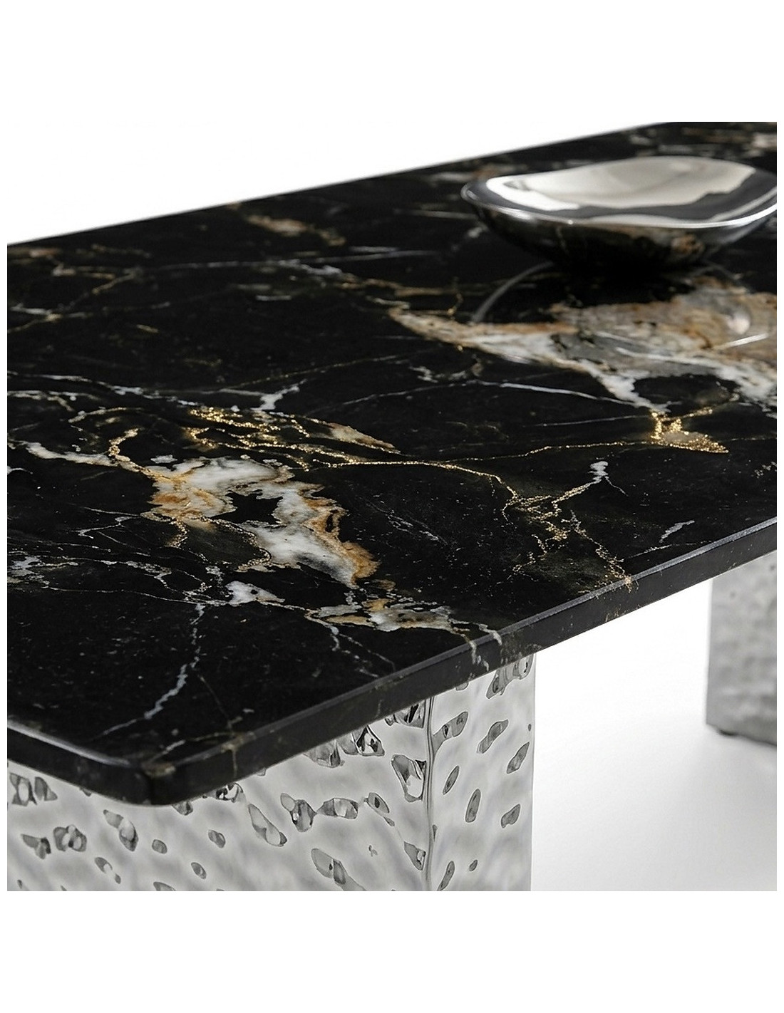 MESA DE COMEDOR DAFNE DE PORCELANATO  NEGRO