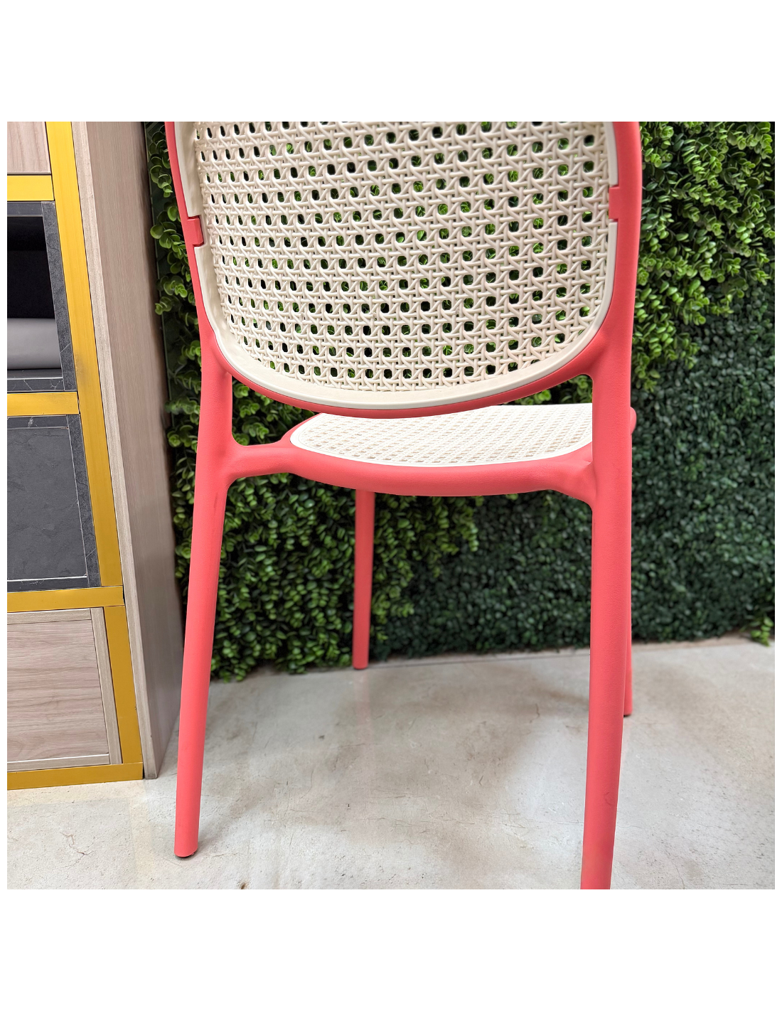 SILLA VISITA FLOYD CUERPO ROSADO