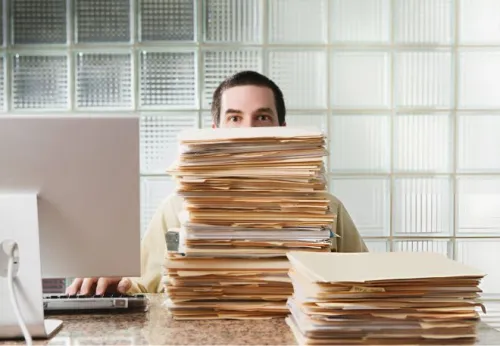 Muebles archivadores y soluciones de almacenamiento para oficina